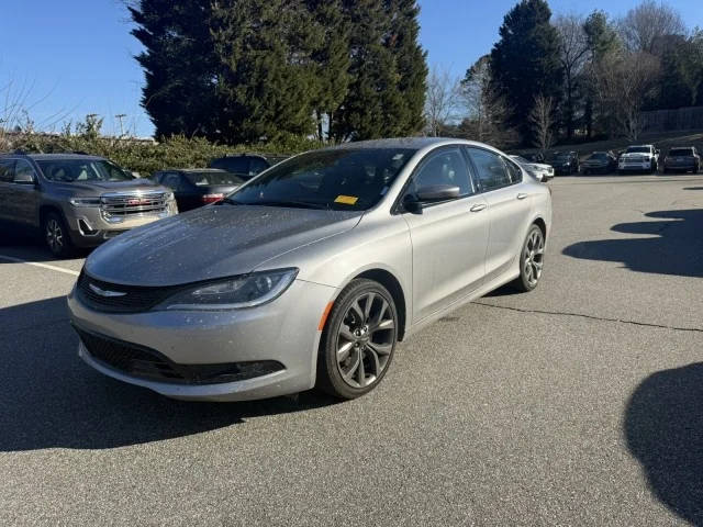 2015 Chrysler 200 S FWD photo