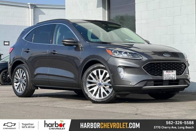 2020 Ford Escape Titanium Hybrid FWD photo