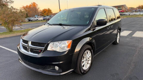 2019 Dodge Grand Caravan SXT FWD photo