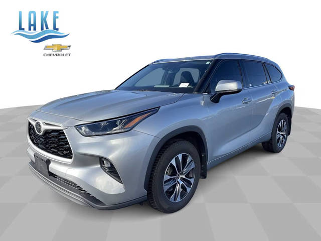 2021 Toyota Highlander XLE AWD photo