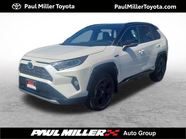 2021 Toyota RAV4 Hybrid XSE AWD photo