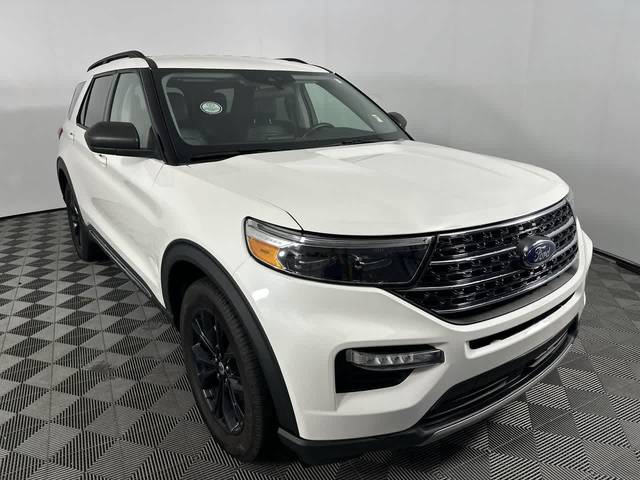 2021 Ford Explorer XLT 4WD photo