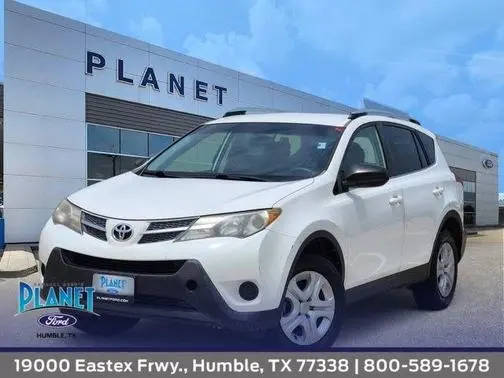 2015 Toyota RAV4 LE FWD photo