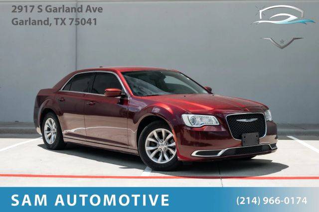 2021 Chrysler 300 Touring RWD photo