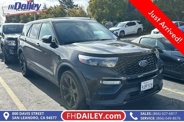 2021 Ford Explorer ST 4WD photo