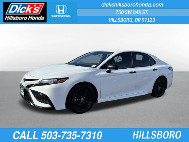 2021 Toyota Camry SE Nightshade AWD photo