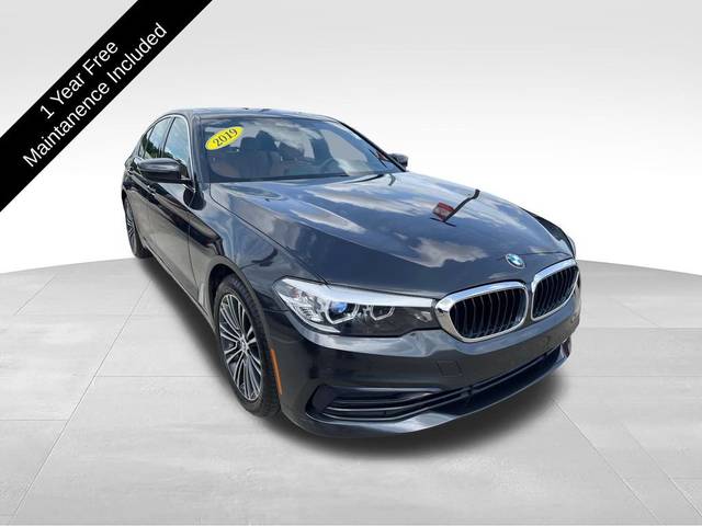 2019 BMW 5 Series 530i xDrive AWD photo