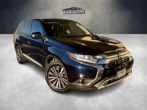 2020 Mitsubishi Outlander ES 4WD photo