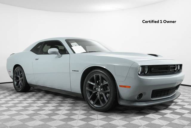 2021 Dodge Challenger R/T RWD photo