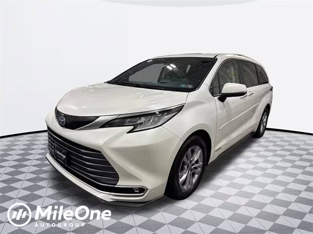 2021 Toyota Sienna Limited AWD photo