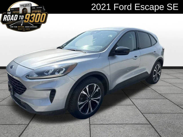 2021 Ford Escape SE FWD photo