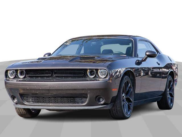 2021 Dodge Challenger SXT RWD photo