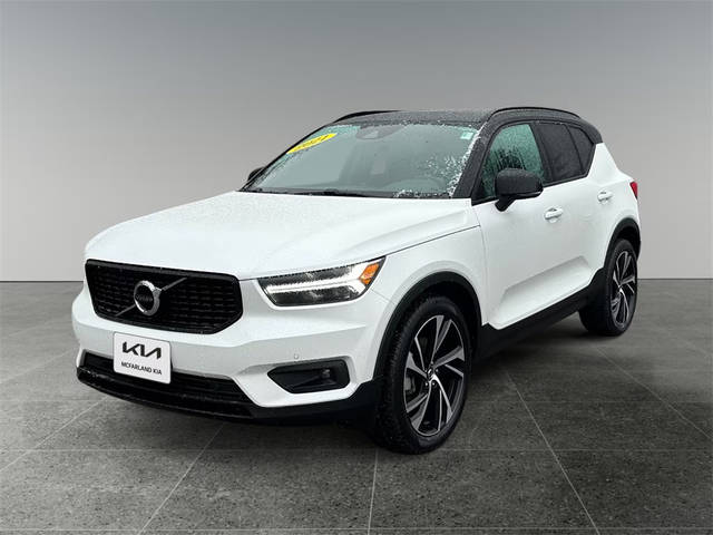 2021 Volvo XC40 R-Design AWD photo