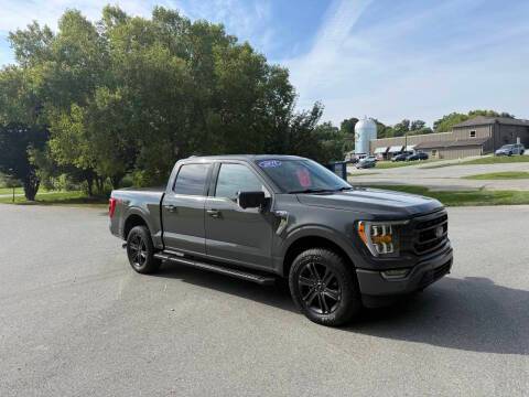 2021 Ford F-150 XLT 4WD photo