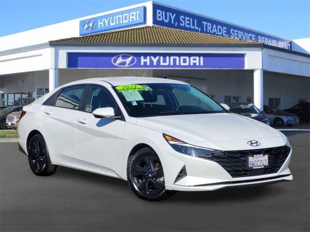 2021 Hyundai Elantra SEL FWD photo