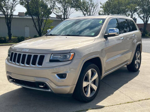 2015 Jeep Grand Cherokee Overland 4WD photo