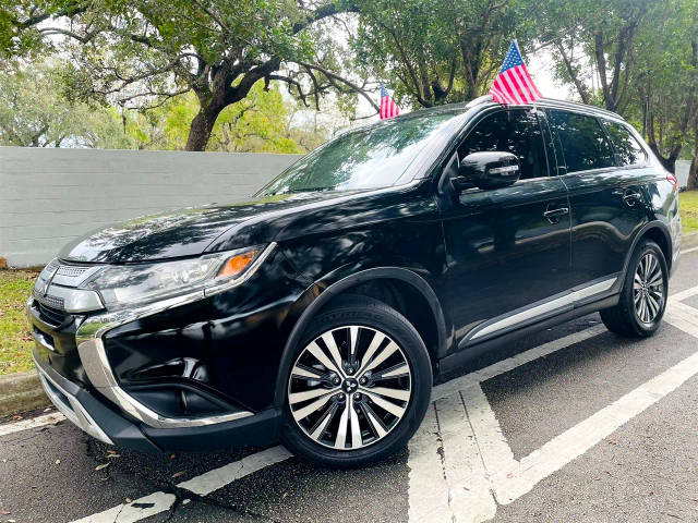 2020 Mitsubishi Outlander SEL FWD photo