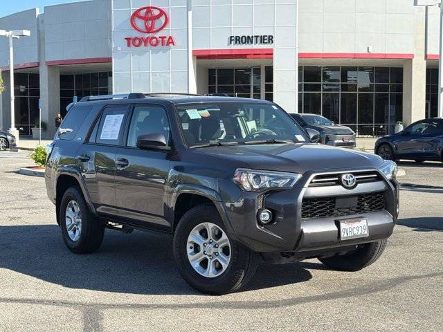 2021 Toyota 4Runner SR5 RWD photo