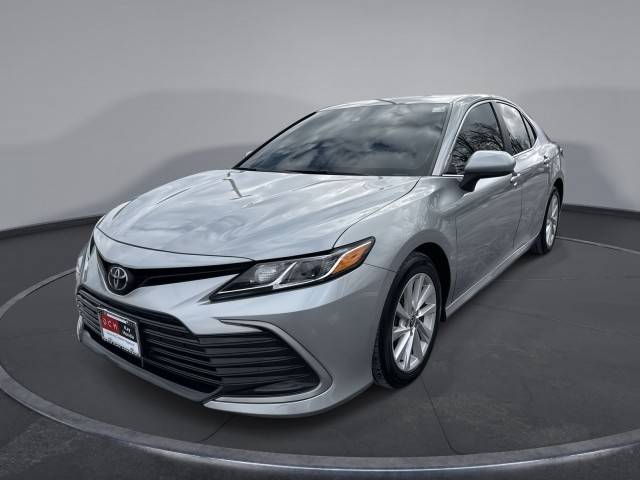 2021 Toyota Camry LE AWD photo