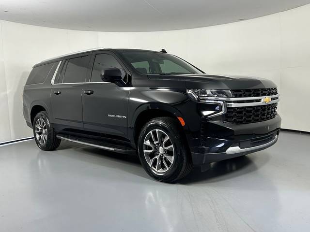2021 Chevrolet Suburban LS RWD photo