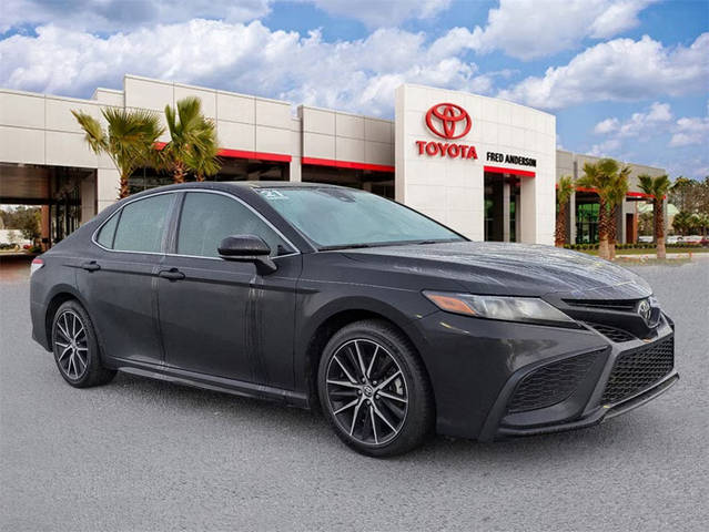 2021 Toyota Camry SE FWD photo