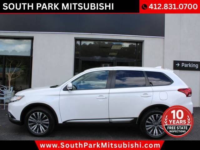 2020 Mitsubishi Outlander SE 4WD photo