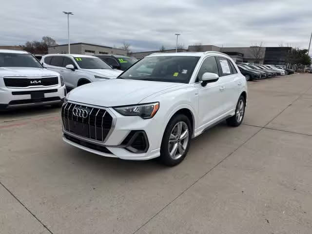 2021 Audi Q3 S line Premium AWD photo