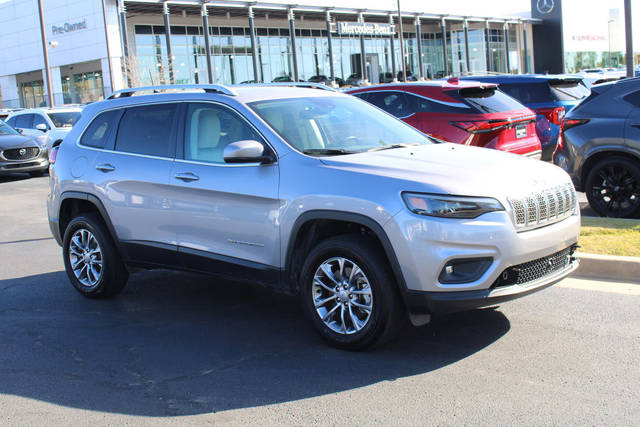 2021 Jeep Cherokee Latitude Lux 4WD photo