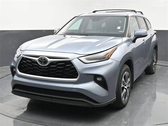 2021 Toyota Highlander XLE AWD photo