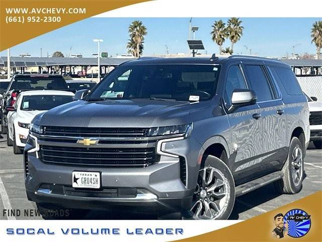 2021 Chevrolet Suburban LT RWD photo