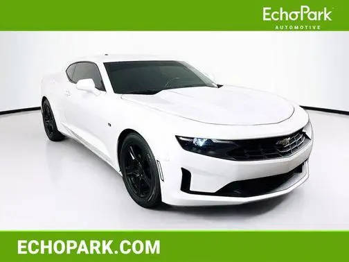 2020 Chevrolet Camaro 1LT RWD photo