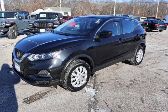 2020 Nissan Rogue Sport S FWD photo