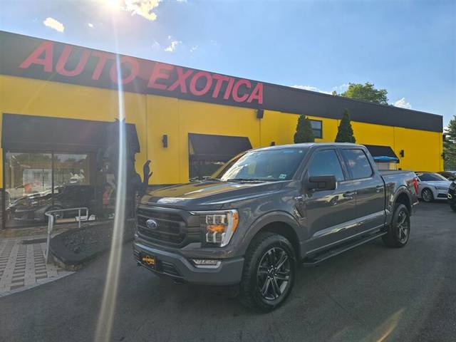 2021 Ford F-150 XLT 4WD photo