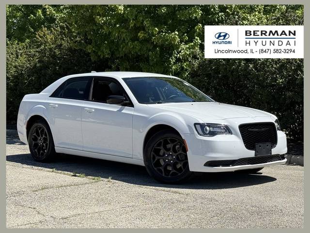 2021 Chrysler 300 Touring AWD photo