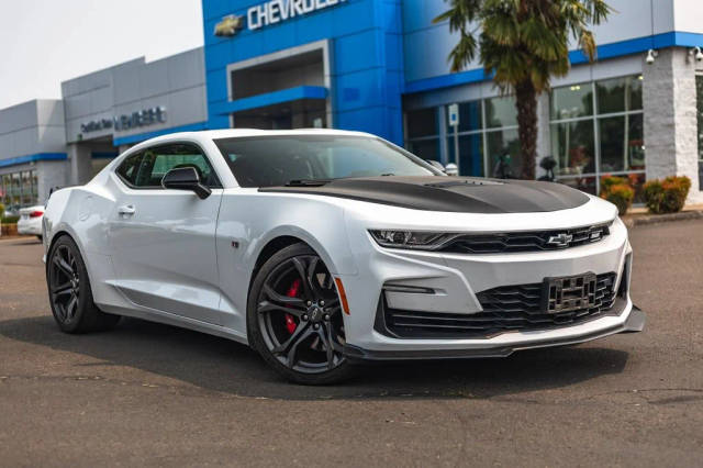 2021 Chevrolet Camaro 1SS RWD photo