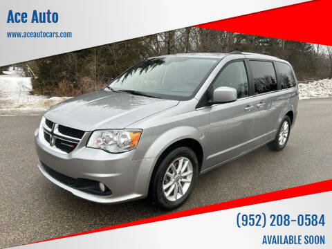 2019 Dodge Grand Caravan SXT FWD photo