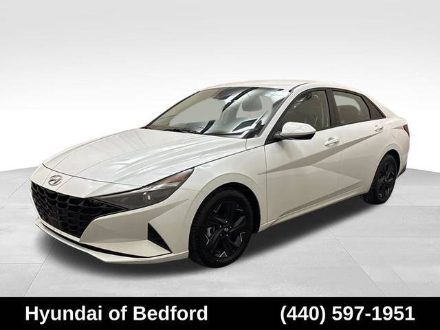 2021 Hyundai Elantra SEL FWD photo