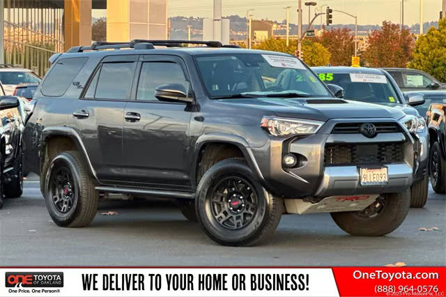 2021 Toyota 4Runner TRD Off Road 4WD photo