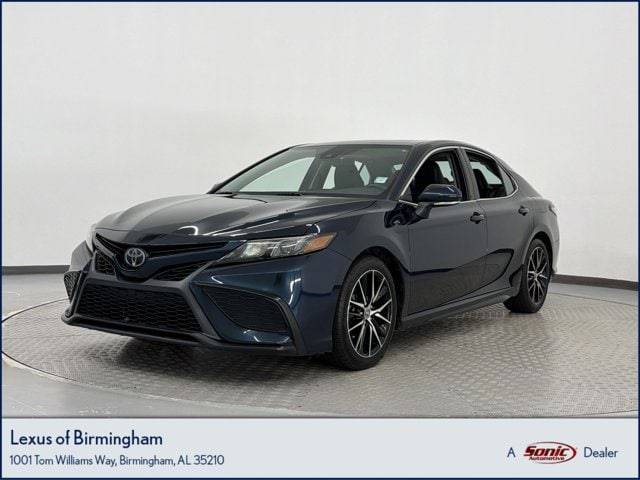 2021 Toyota Camry SE FWD photo