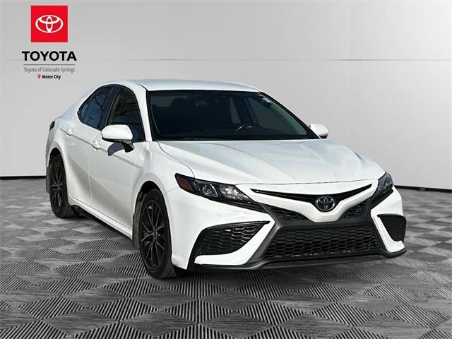 2021 Toyota Camry SE FWD photo