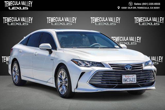 2021 Toyota Avalon Hybrid XLE FWD photo