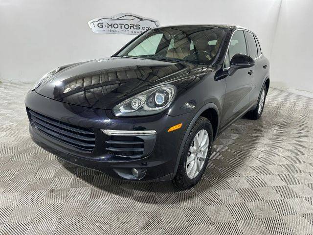 2016 Porsche Cayenne  AWD photo