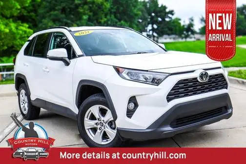 2021 Toyota RAV4 XLE AWD photo