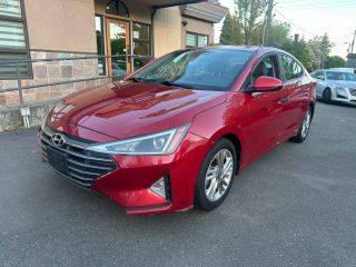 2019 Hyundai Elantra SEL FWD photo