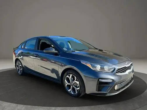 2020 Kia Forte LXS FWD photo
