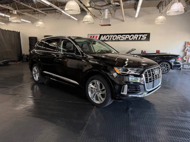 2020 Audi Q7 Premium Plus AWD photo