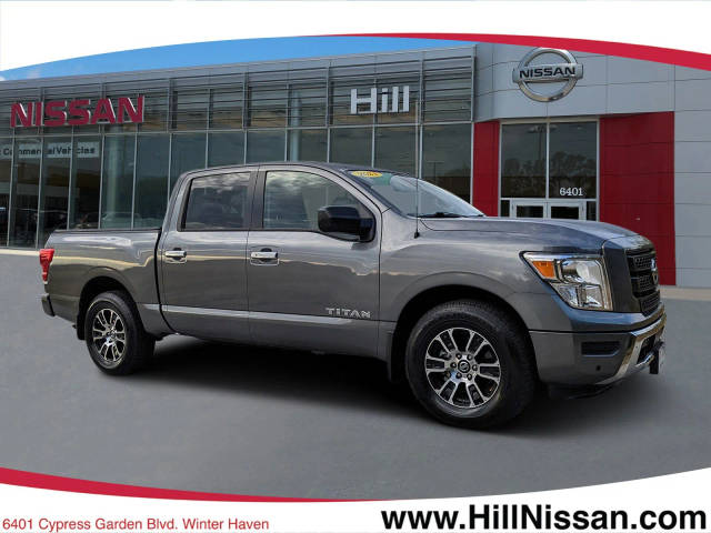 2021 Nissan Titan SV RWD photo