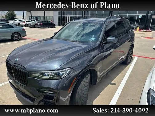 2021 BMW X7 M50i AWD photo