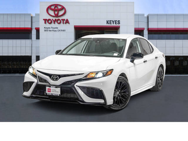 2021 Toyota Camry SE Nightshade AWD photo