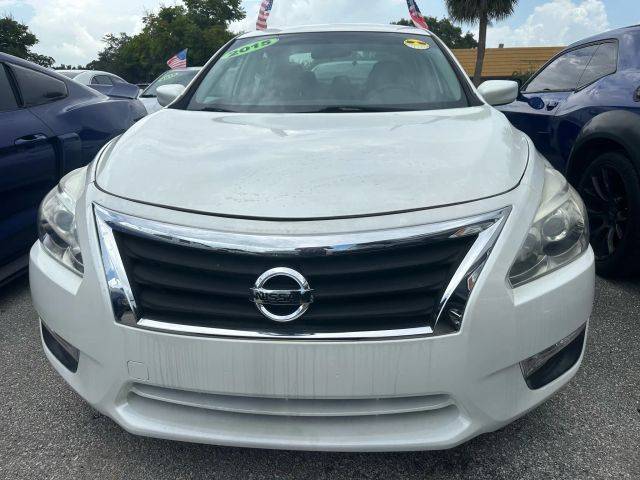 2015 Nissan Altima 2.5 S FWD photo